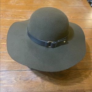 Abercrombie & Fitch Hat